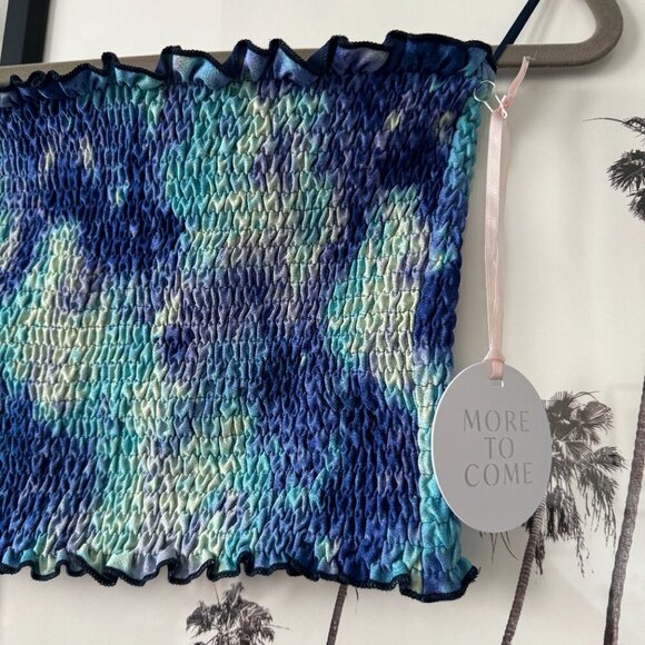 More to Come | NWT Savannah Crop Top Blue Multi Size Large - Picture 3 of 11